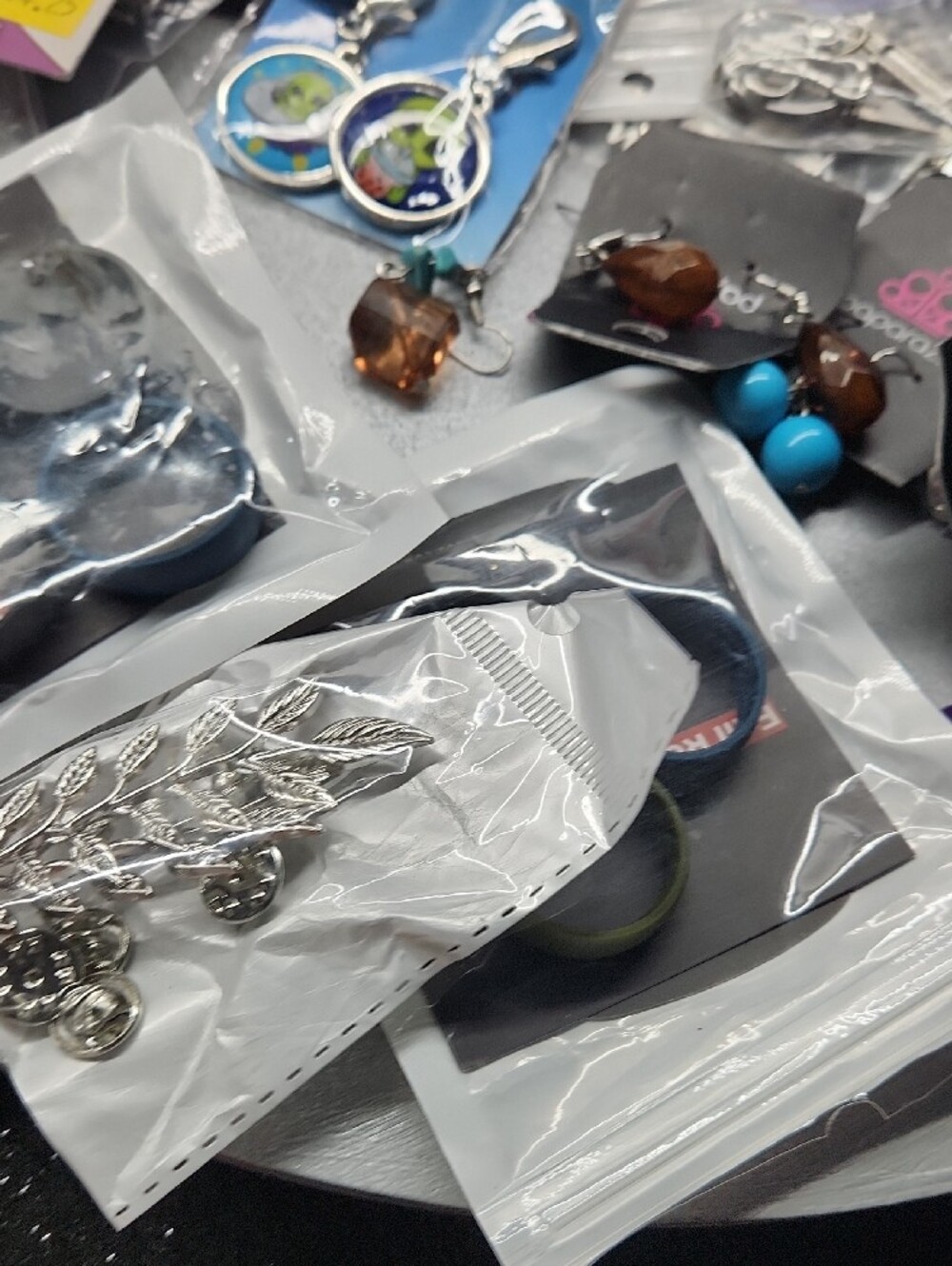 Mixed Wearable/Crafting Bundle - Picture 3 of 8